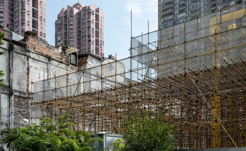 电动蝶阀与电动球阀在自控阀门中的性能对比及应用场景分析