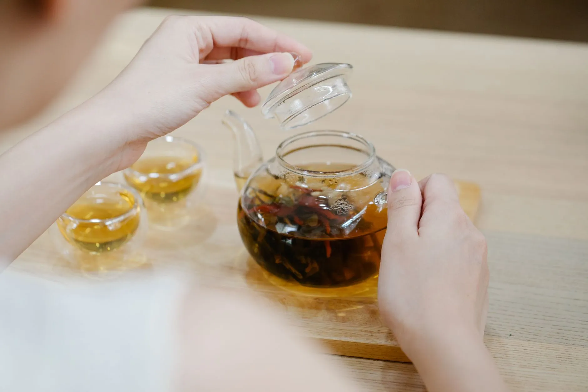 电动球阀与电动蝶阀在暖通系统中的应用差异分析
