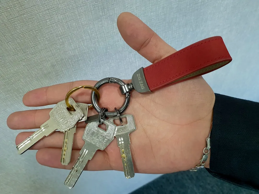 天津特克电动球阀与电动蝶阀在暖通工程中的应用优势分析